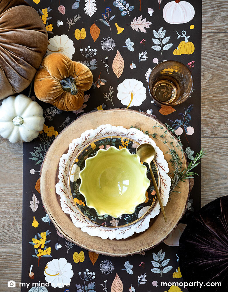 Harvest Leaves Wreath Shaped Plates (Set of 8)