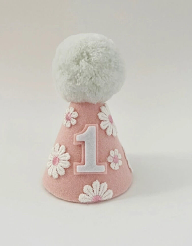 Daisy Applique felt first birthday hat for girls from momopartys.shop. Covered with daisy applique throughout the whole hat, this birthday hat adds the perfect touch of cuteness to any party outfit. A must-have for your little girl's first big day. It's perfect for your little girl's "Wild One" daisy themed first birthday or "Groovy One" retro inspired first birthday celebration!