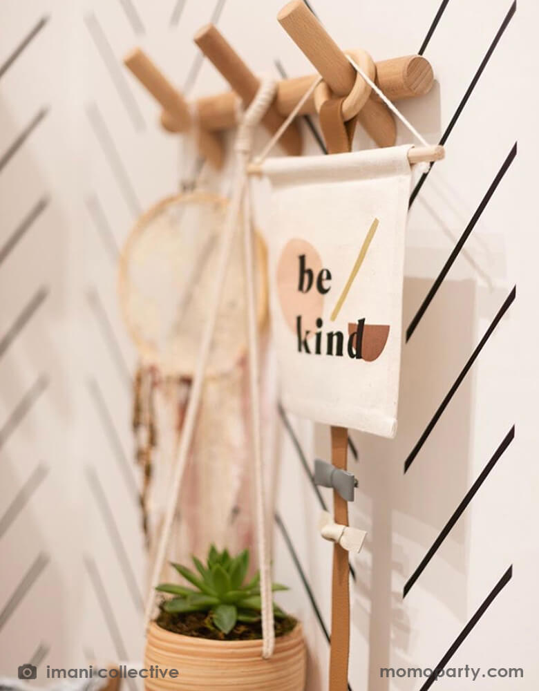 Be Kind Hand Sign