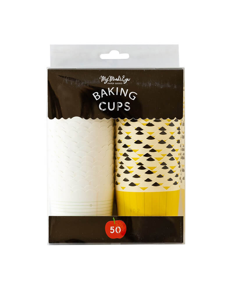 Chalkboard Food Cups by My Mind's Eye. These food cups in the design of pencils and notepads are so adorable for your kid's back to school or first day of school celebration. 