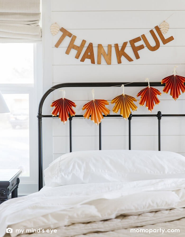 Harvest Thanksgiving Leaf Fan Banner