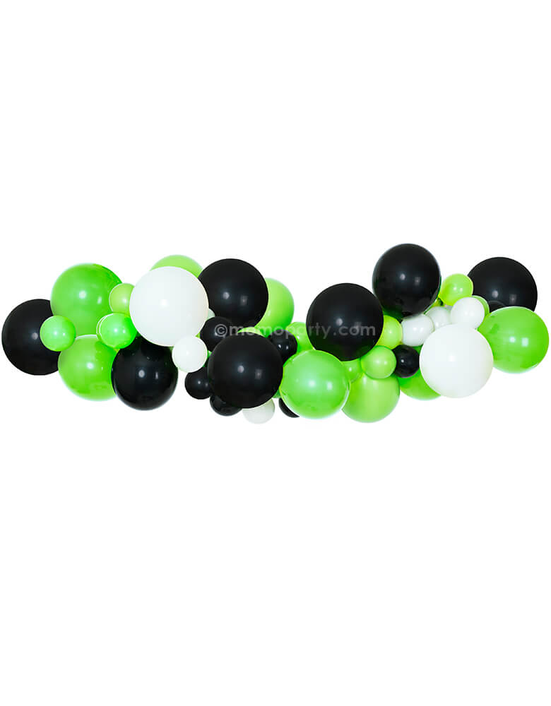Momopartys Minecraft Themed Balloon Cloud Kit. Assorted with 11” (large) & 5” (small) Minecraft creeper inspired latex balloons in colors of white, Lime and black. made in USA. Decorate your Minecraft or video game themed party with this 6-foot balloon cloud in awesome colors.