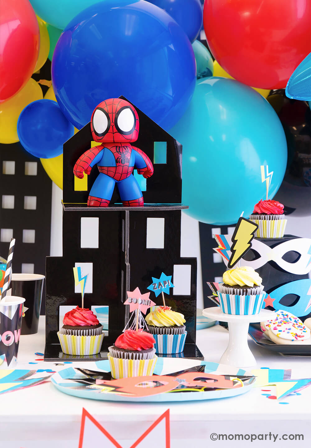 City Skyscraper Cupcake Stand